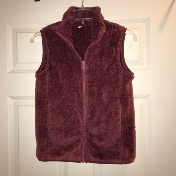Uniqlo Jackets & Blazers - UNIQLO Rose Pink Fleece Zipper Vest SZ S